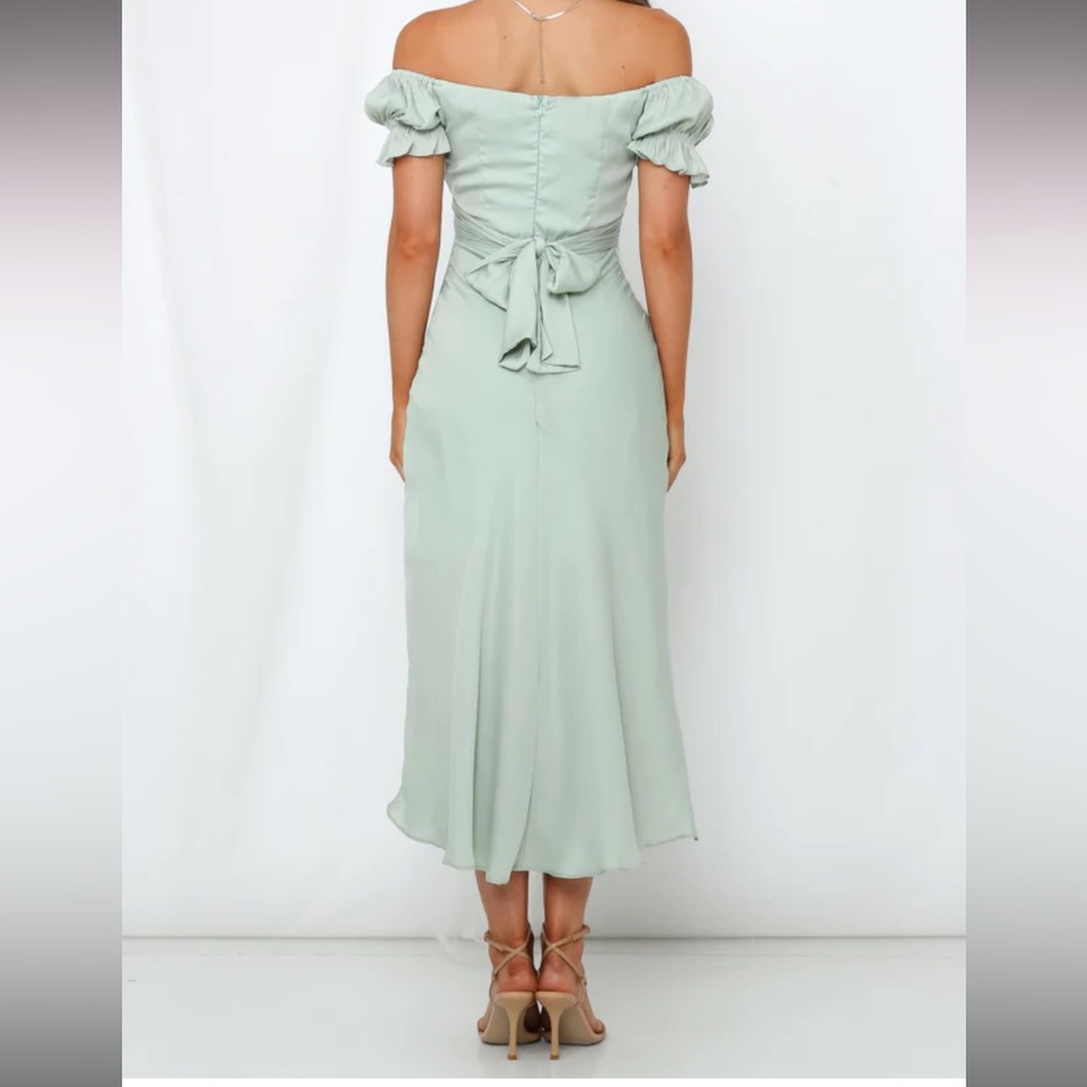 Light Green Ruched Forma Dress - Picture 5 of 6